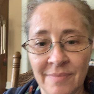 Meet your Posher, Staci